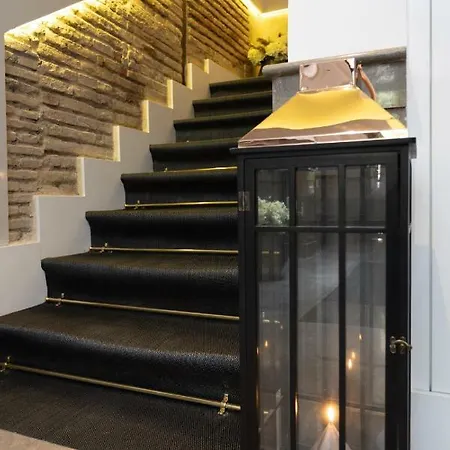 Bibo Plaza Nueva 4*
