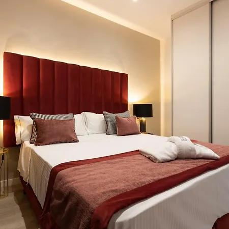 Bibo Plaza Nueva Aparthotel