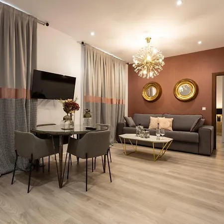 Bibo Plaza Nueva Апарт-отель Гранада