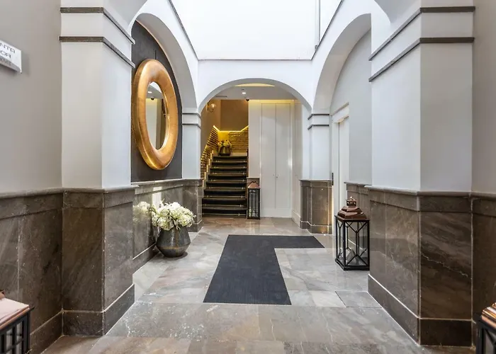 Apartahotel Bibo Plaza Nueva 4*